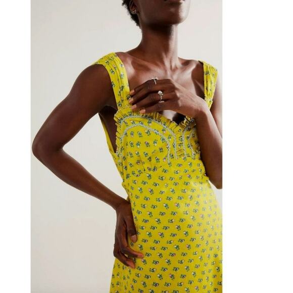 New Free People Sweet Hearts Floral Midi Dress $168 MEDIUM Citronella Chartreuse - Picture 2 of 8